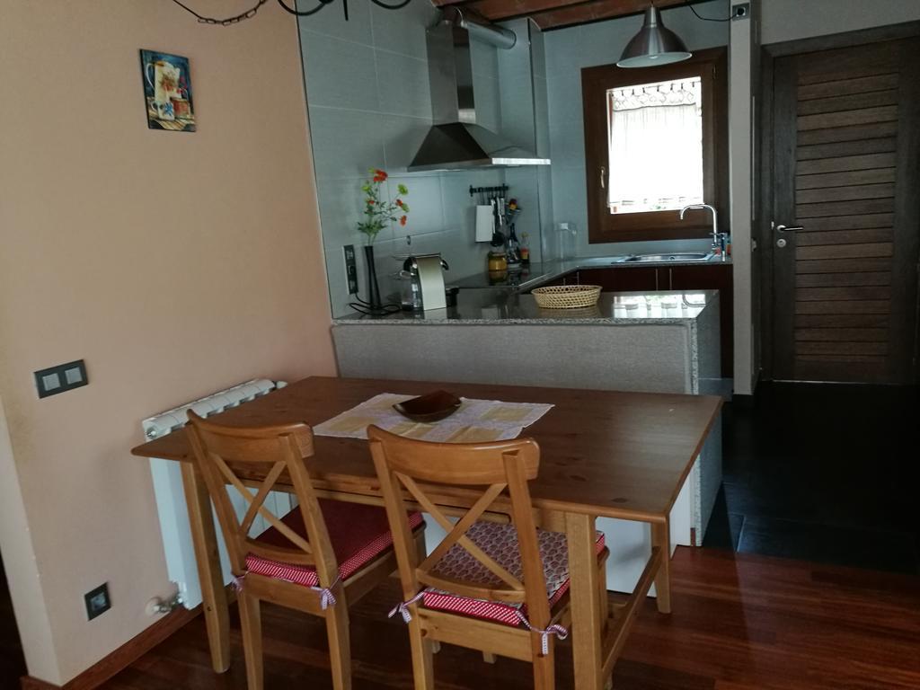 Apartament Torrent De La Barruda Daire Vilallonga de Ter Dış mekan fotoğraf