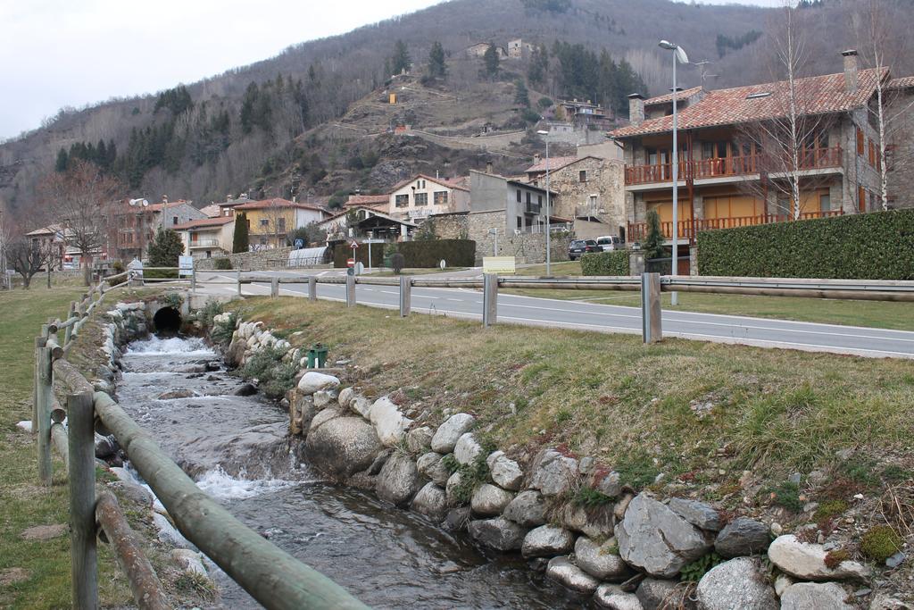 Apartament Torrent De La Barruda Daire Vilallonga de Ter Dış mekan fotoğraf