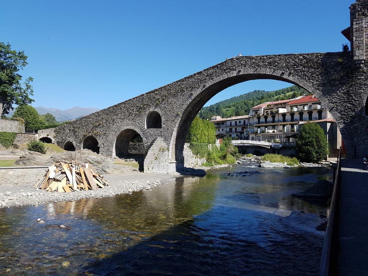 Apartament Torrent De La Barruda Daire Vilallonga de Ter Dış mekan fotoğraf